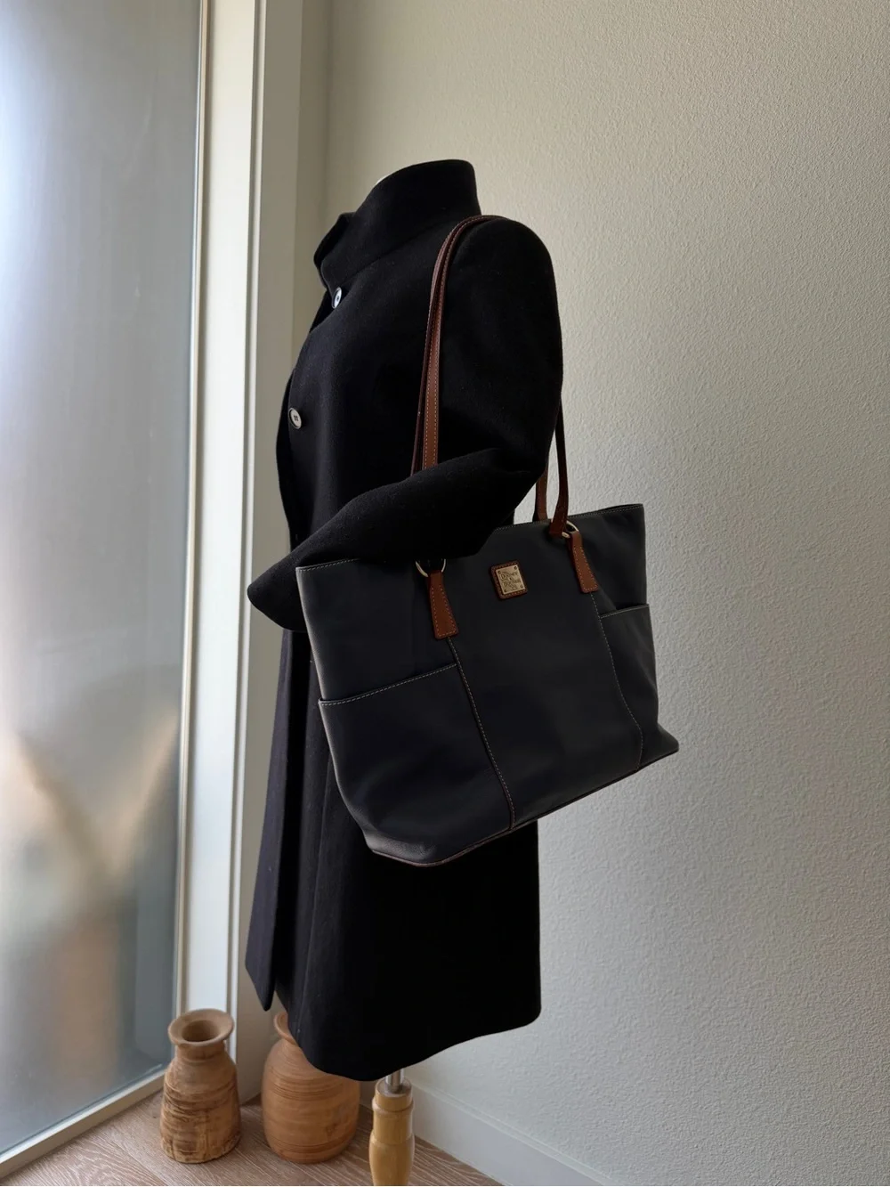 Dooney & Bourke Navy Blue Leather Lexington Shopper Tote Shoulder Bag